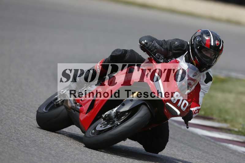 /21 17.06.2026  Ducati Schweiz Track Warmup ADR/Gruppe gruen/910